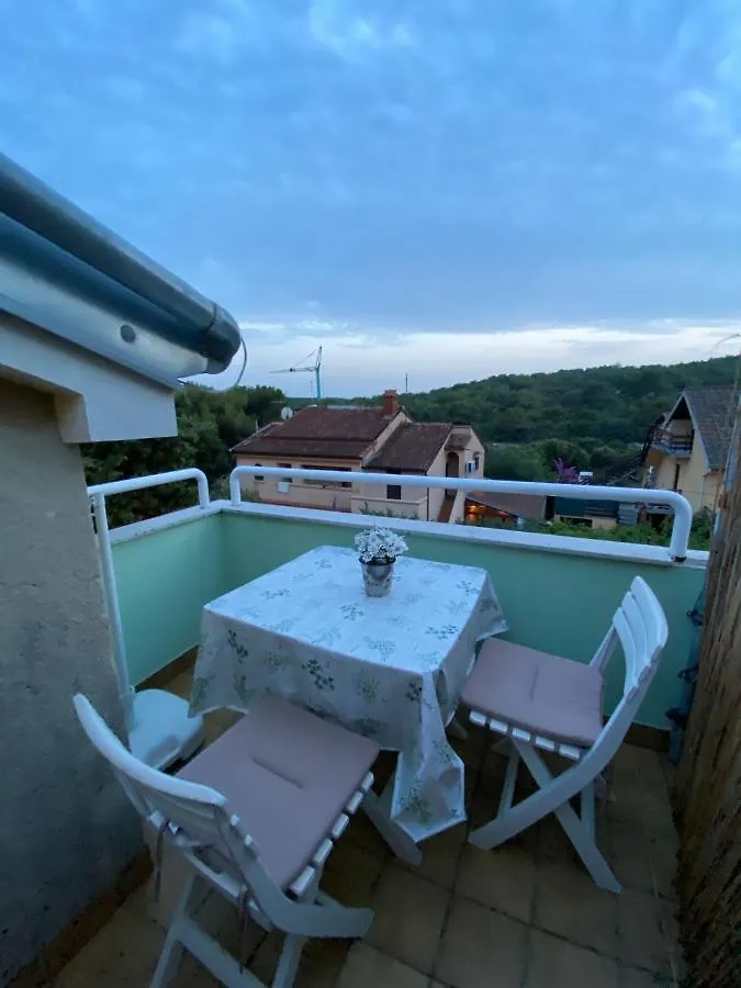 Fulvia Apartment Cunski